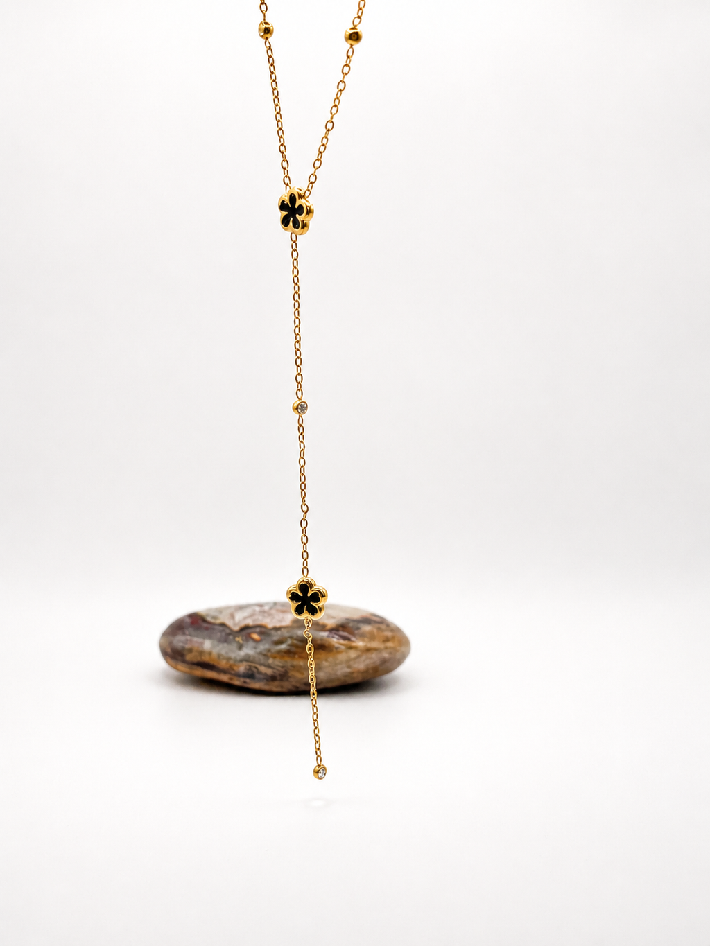 Collier Fleurine – Trèfles Noirs NordicGrace